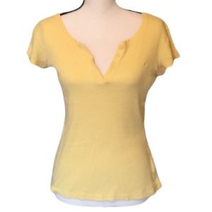 5/$25 or 2/$10 yellow knit top